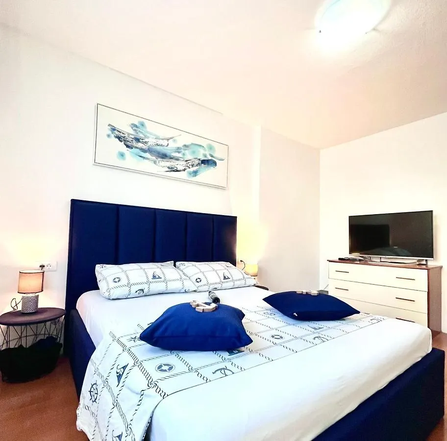 Luana Lux Apartment