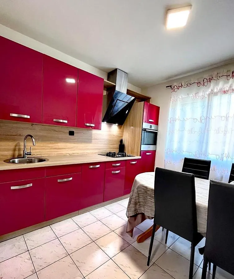 Luana Lux Apartment
